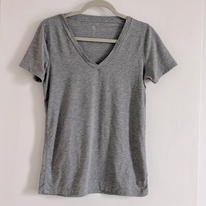 GAP Fit Grey V-Neck Athletic Tee | Breathable Sports Workout Top | Size S